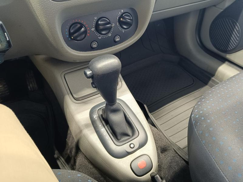 Renault 1.4 AT (98 л. с.) Base Твоё авто (Киров)