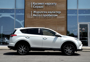 Toyota 2.0 CVT 4WD (151 л.с.) Престиж Автомобили с пробегом Шымкент  