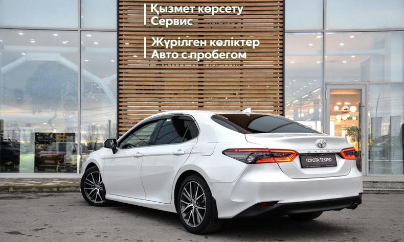 Toyota Camry 2.5 AT (206 л.с.) Люкс K5 Автомобили с пробегом Шымкент  