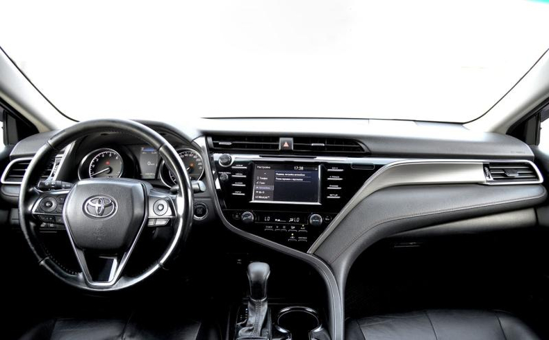 Toyota Camry 2.0 CVT FWD (150 л.с.) Классик Автомобили с пробегом Шымкент  