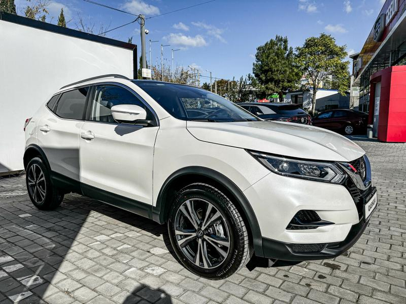 Nissan Qashqai 2.0 CVT (144 л. с.) LE+ Авто Люкс г. Севастополь