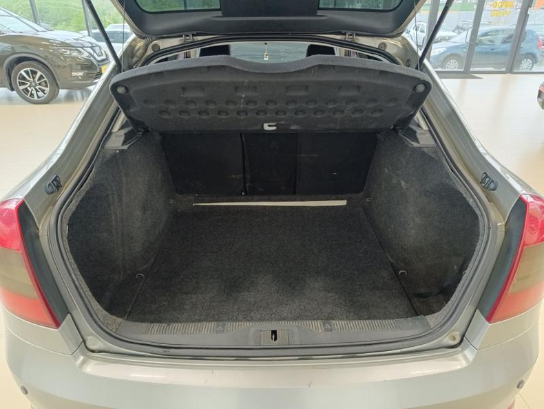 SKODA 1.6 MPI MT (102 л. с.) Ambition Твоё авто (Киров)