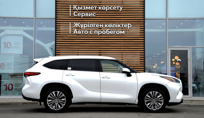 Toyota Highlander NEW 2.4 AT 4WD (249 л.с.) Люкс Safety Автомобили с пробегом Шымкент  