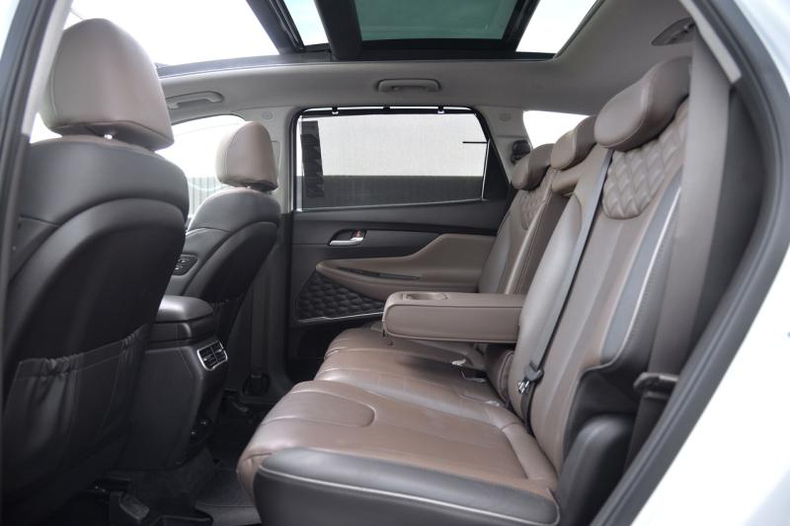 Hyundai Новый Sante Fe 3.5 AT 4WD (272 л.с.) High-Tech 7 мест + Luxe Автомобили с пробегом Шымкент  