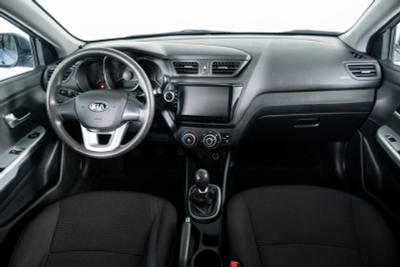 Kia Rio 1.4 MT (107 л. с.)