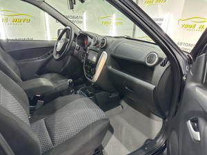 LADA (ВАЗ) Granta седан 1.6 MT FWD (106 л.с.) 16кл Luxe  Твоё авто (Йошкар-Ола)