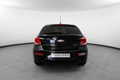 Chevrolet Cruze 1.6 MT (109 л. с.)