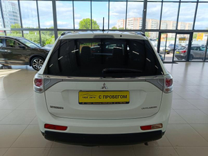 Mitsubishi 2.4 CVT 4WD (167 л.с.) Invite Твоё авто (Киров)