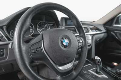 BMW 3 серия 320i AT (184 л. с.)