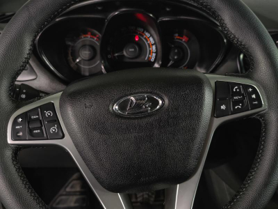 LADA Vesta SW 1.6 MT (106 л.с.)