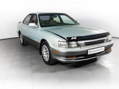 Toyota Vista 2.0 AT (140 л.с.)
