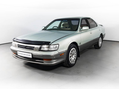 Toyota Vista 2.0 AT (140 л.с.)