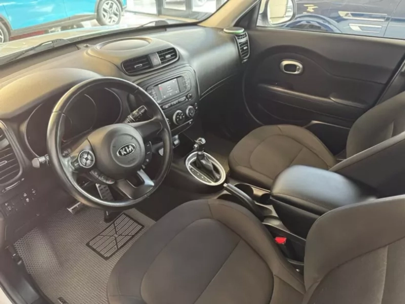 Kia Soul 1.6 AT (124 л.с.) Авто Люкс KIA Севастополь