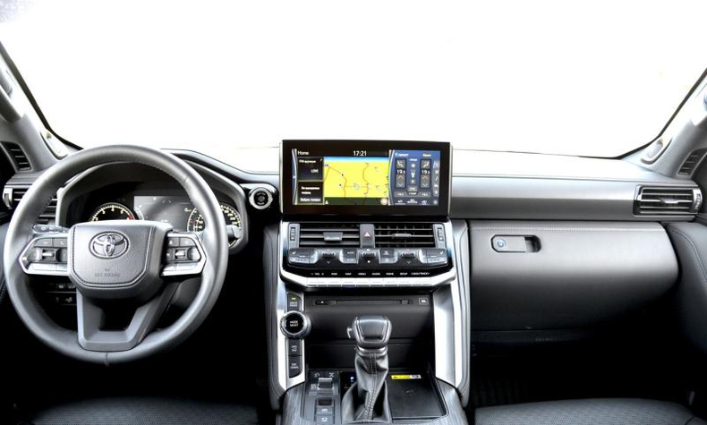 Toyota Land Cruiser 300 3.5 AT 4WD (415 л.с.) Премиум Автомобили с пробегом Шымкент  