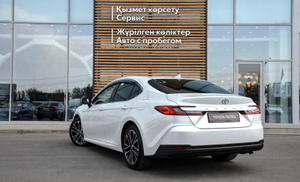 Toyota Camry 2.5 8AT FWD (204 л.с.) Люкс Автомобили с пробегом Шымкент  
