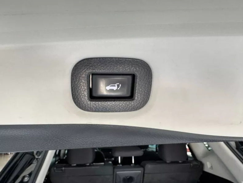 Nissan X-Trail 1.6d MT FWD (130 л.с.) SE Yandex Авто Люкс KIA Севастополь