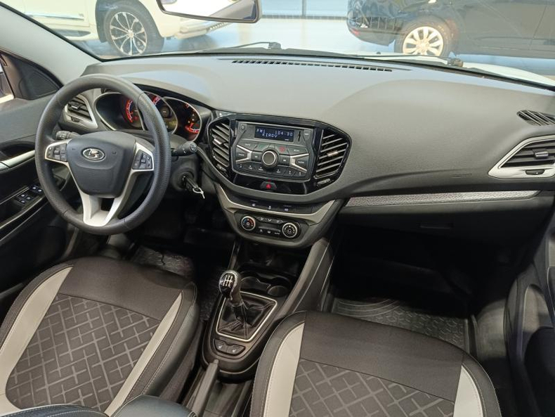 LADA (ВАЗ) Новая Vesta SW Cross 1.6 MT (106 л.с.) Comfort Plus + P1.1 Твоё авто (Киров)