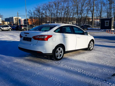 Ford Focus 1.6 PowerShift (105 л. с.)