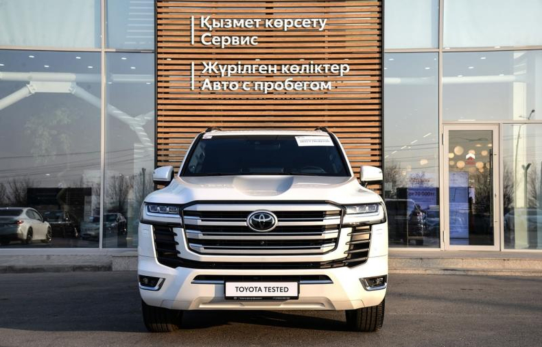 Toyota Land Cruiser 300 3.4 AT 4WD (415 л.с.) Премиум + Автомобили с пробегом Шымкент  