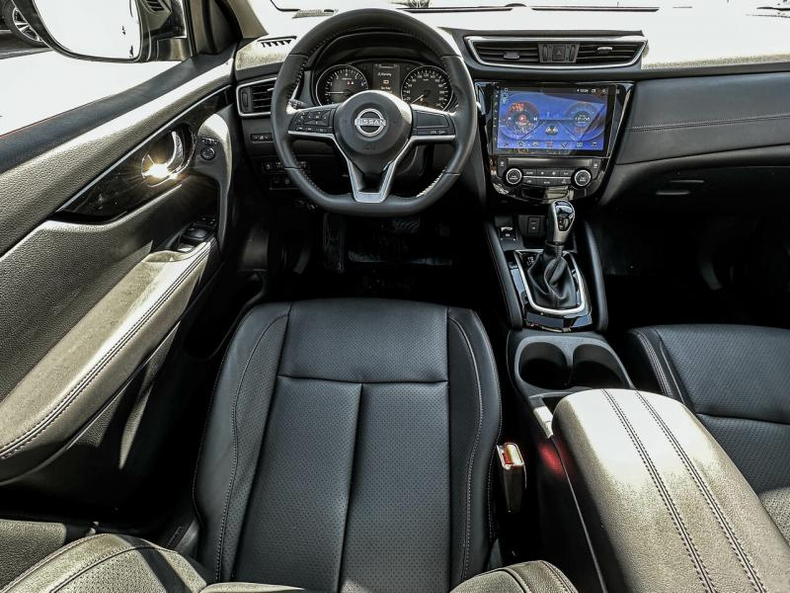 Nissan Qashqai 2.0 CVT (144 л. с.) LE + Авто Люкс г. Севастополь