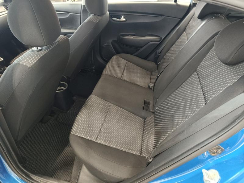 Kia Rio X-Line 1.4 MT FWD (100 л.с.) Comfort  Твоё авто (Киров)