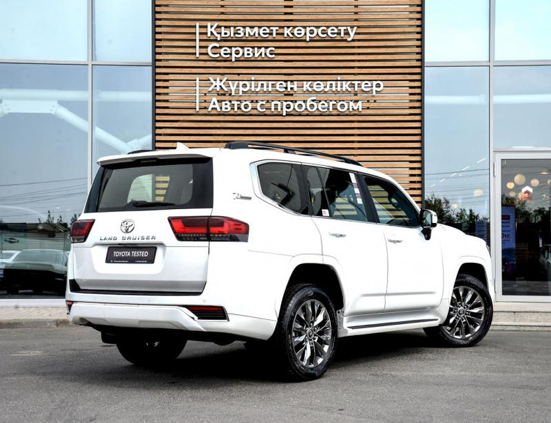 Toyota Land Cruiser 300 3.5 AT 4WD (415 л.с.) Премиум Автомобили с пробегом Шымкент  