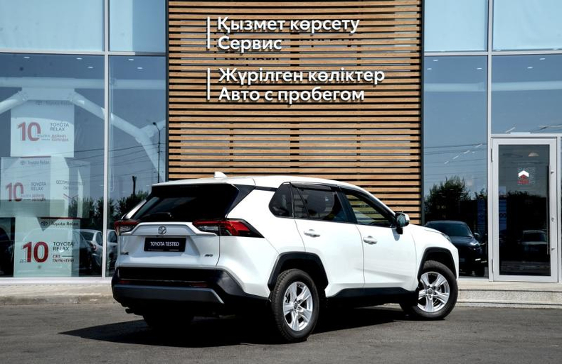 Toyota RAV4 2.0 CVT 4WD (148 л.с.) Комфорт Автомобили с пробегом Шымкент  