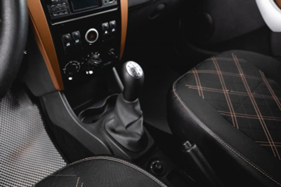 LADA Largus Cross 1.6 MT 16 кл (5 мест) (106 л. с.)