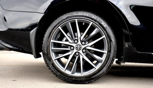 Toyota Camry 2.5 AT (206 л.с.) Престиж 4K Автомобили с пробегом Шымкент  