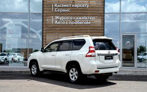 Toyota 2.7 AT 4WD (163 л. с.) Комфорт Автомобили с пробегом Шымкент  