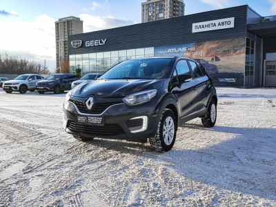 Renault Kaptur 1.6 MT (114 л. с.)