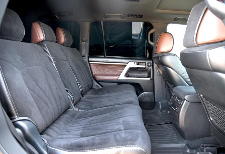 Toyota 4.6 AT (309 л. с.) Executive Lounge Автомобили с пробегом Шымкент  