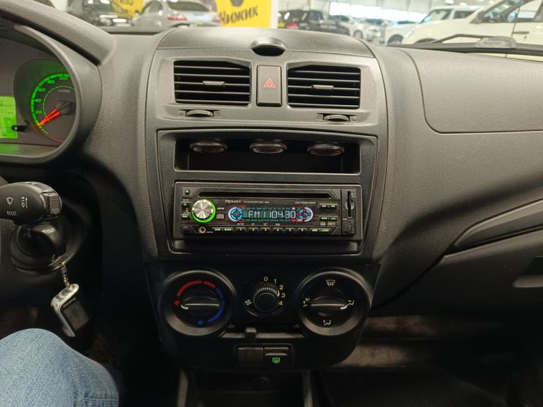 LADA Kalina хэтчбек 1.6 8кл MT FWD (87 л.с.) Classic Твоё авто (Киров)