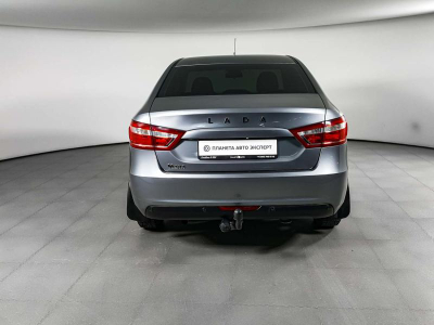LADA Vesta 1.6 MT (106 л. с.)