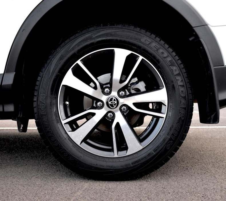 Toyota 2.0 CVT FWD (146 л.c.) Комфорт Автомобили с пробегом Шымкент  
