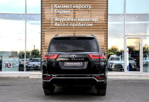 Toyota Land Cruiser 300 3.5 AT 4WD (415 л.с.) Премиум+ Автомобили с пробегом Шымкент  