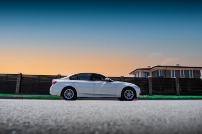 BMW 3 серия 320i AT (184 л. с.)