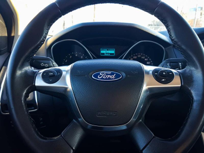 Ford Focus 1.6 PowerShift (105 л. с.)