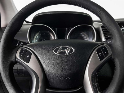 Hyundai i30 1.6 MT (130 л. с.)
