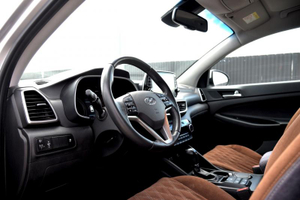 Hyundai Tucson 2.0 AT (150 л.с.) High-Tech Автомобили с пробегом Шымкент  