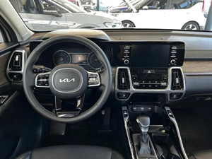 Kia Sorento 2.5 AT 4WD (194 л.с.) Авто Люкс KIA Севастополь