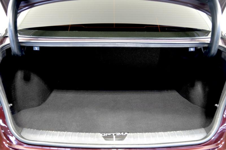 Kia Optima 2.4 AT FWD (188 л.с.) GDI Comfort Автомобили с пробегом Шымкент  