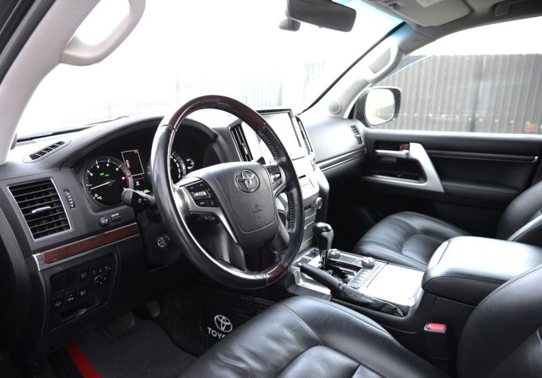Toyota 4.6 AT 4WD (309 л.с.) Executive Автомобили с пробегом Шымкент  