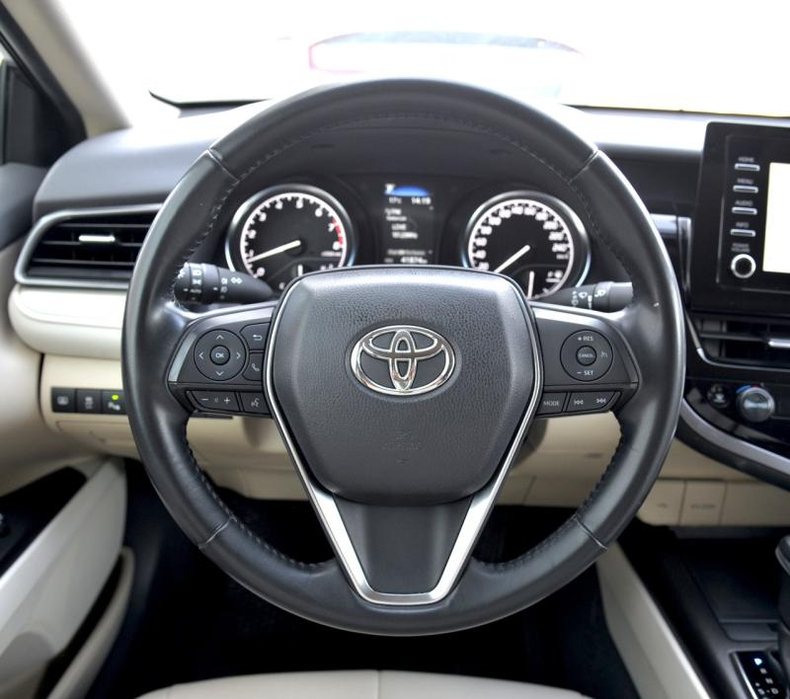 Toyota Camry 2.5 AT FWD (206 л.с.) Комфорт Автомобили с пробегом Шымкент  