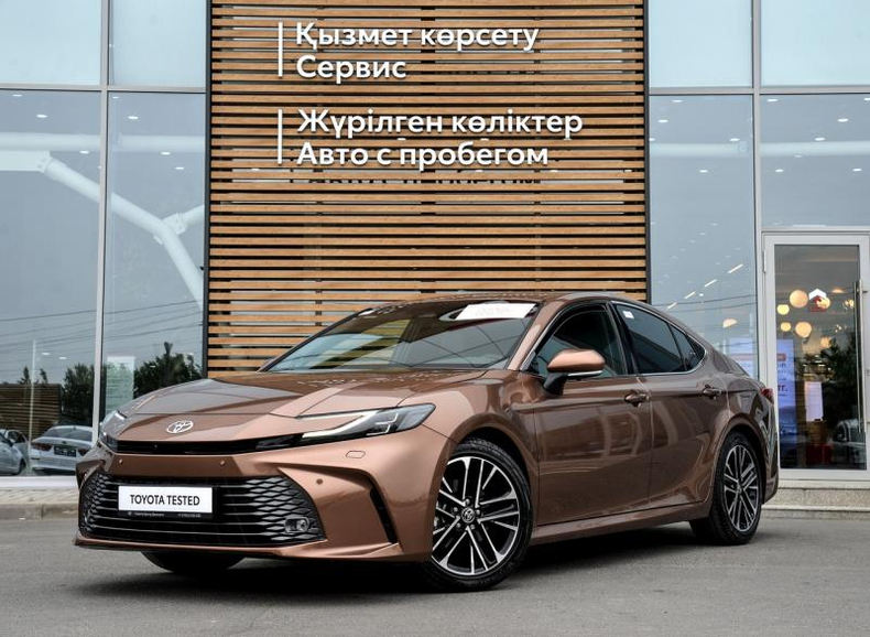 Toyota Camry 2.5 8AT FWD (204 л.с.) Люкс Автомобили с пробегом Шымкент  