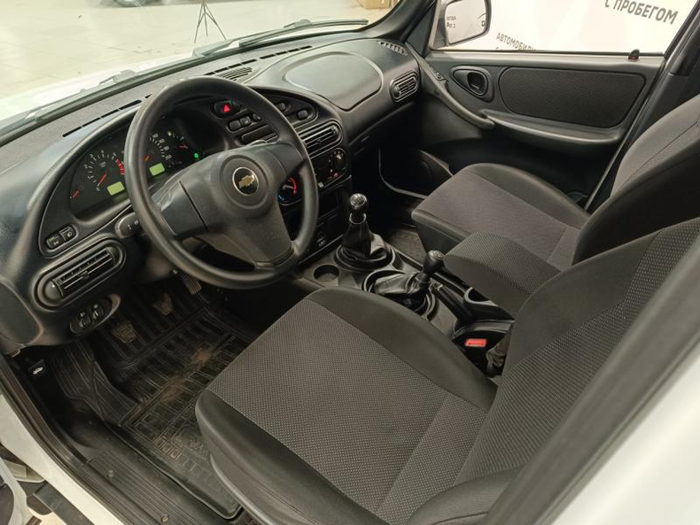 Chevrolet Niva Niva 1.7 MT 4WD (80 л.с.) GL Твоё авто (Киров)