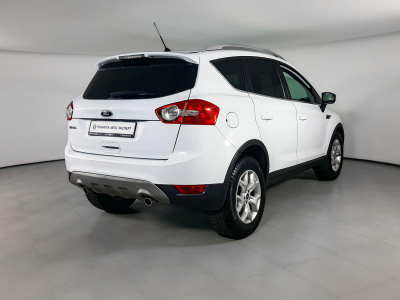 Ford Kuga 2.0d AT (140 л.с.) 4WD