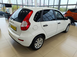 LADA (ВАЗ) Новая Granta хетчбэк 1.6 8 кл 5MT (87 л.с.) Comfort Твоё авто (Киров)