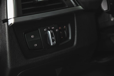 BMW 3 серия 320i AT (184 л. с.)