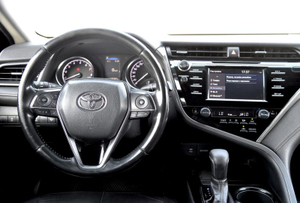 Toyota Camry 2.0 CVT FWD (150 л.с.) Классик Автомобили с пробегом Шымкент  